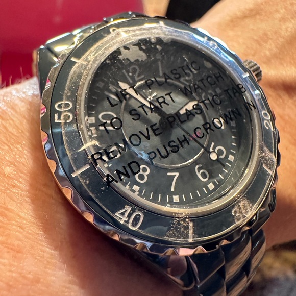 Women’s Watch - Picture 2 of 5